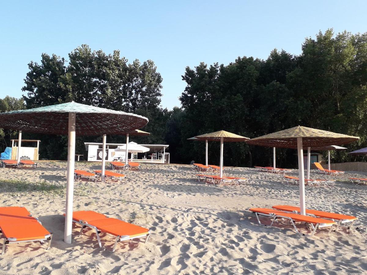 Samskara-Beach Hotel Кълъраш Екстериор снимка